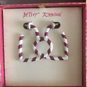 🎄😍 Betsey Johnson Candy Cane Striped Heart Earrings